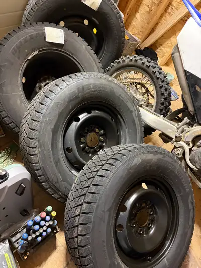 Bought brand new in November and just took off last night. About 3000kms on them. $1000 I will also...