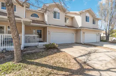 3 Beds 3.5 Baths - Townhouse for rent In Edmonton
