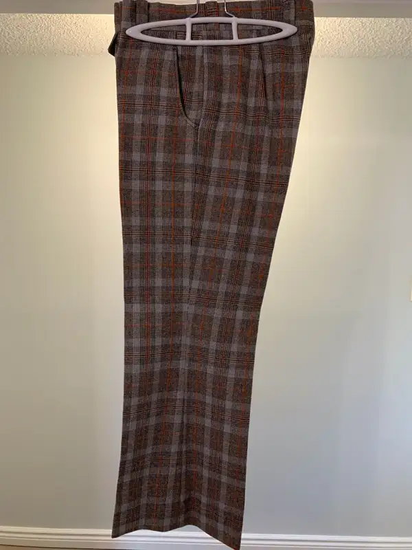 3 PCE Suit by Henley Excellent condition great for Prom Grad in Men's in Oshawa / Durham Region - Image 7