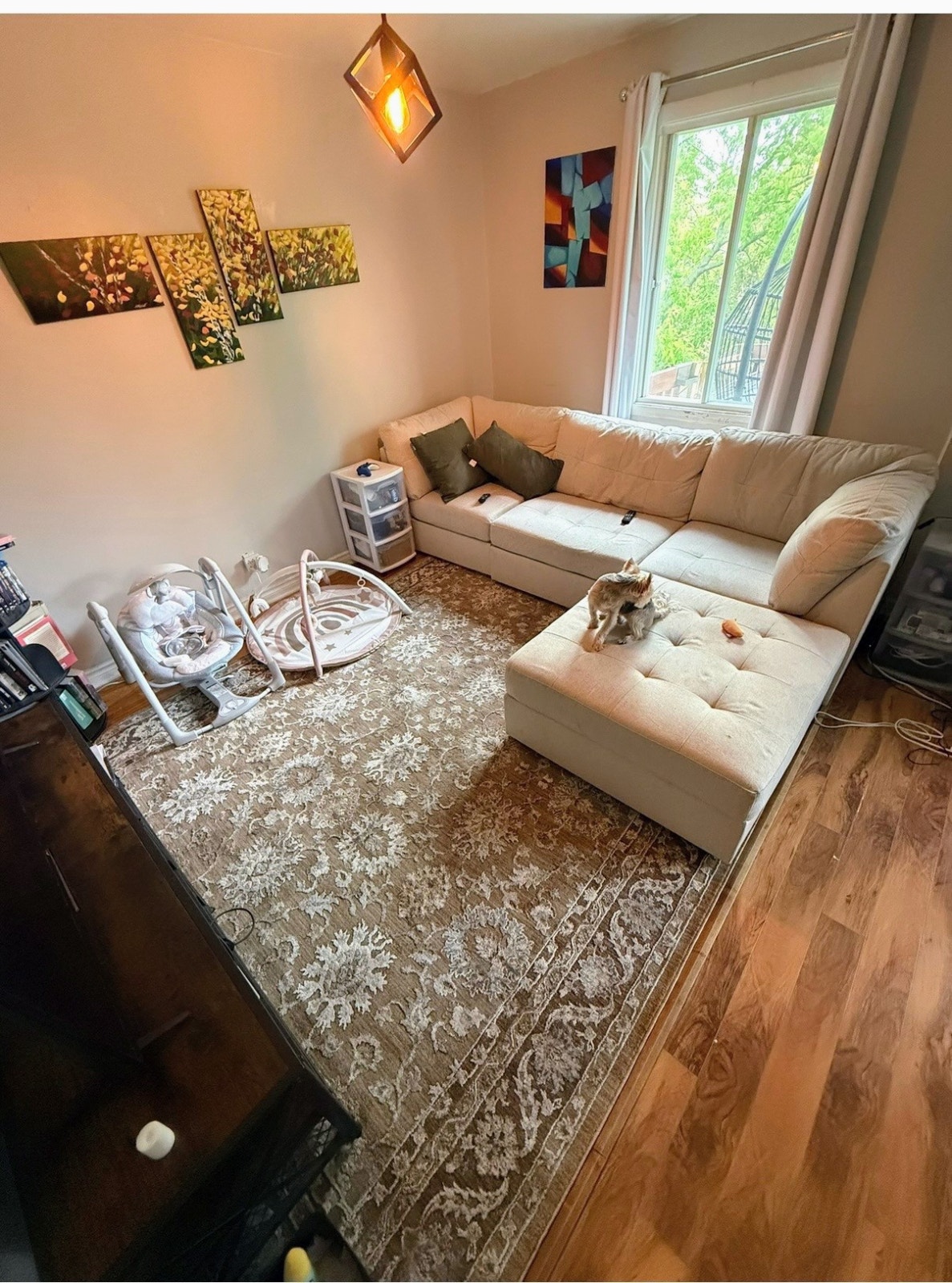 Grand 5 ½ à louer - Cœur du Vieux-Longueuil | 1 400 $ / mois — photo 2