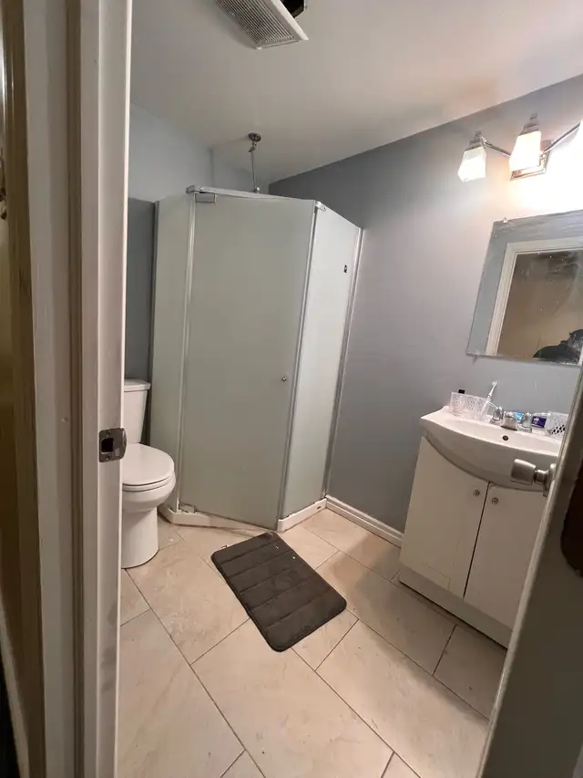Basement for Rent in Long Term Rentals in City of Toronto - Image 4