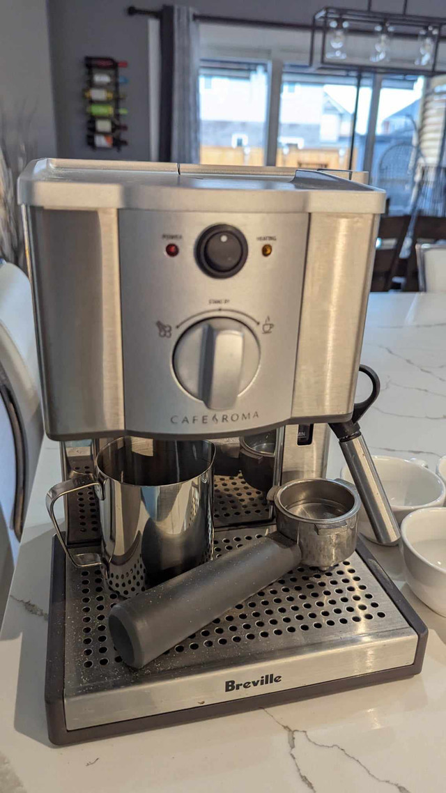 Breville espresso maker  in Coffee Makers in La Ronge