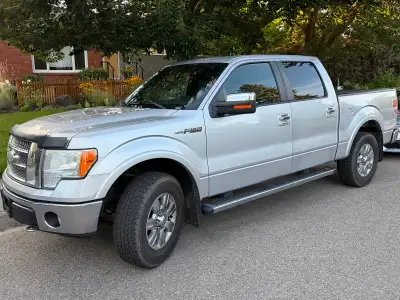 2011 Ford F-150 Lariat SuperCrew 4x4 – 5.0L V8 – 189,000 km – 2 Sets of 33” Tires $15,900 OBO Sellin...