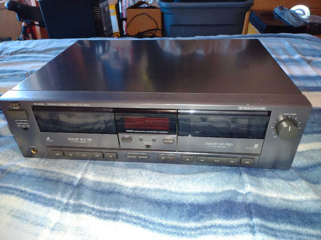 JVC 6+1 CD & Tape Deck in Stereo Systems & Home Theatre in North Bay - Image 4