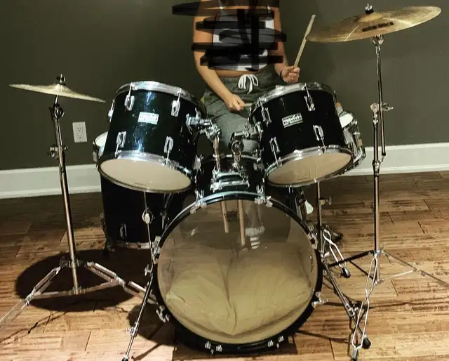 Drum set for sale.  $100 o.b.o. in Drums & Percussion in Hamilton - Image 2