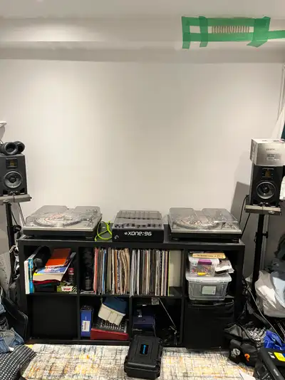 Selling a well maintained and serviced pair of Technics SL-1200 MK5 DJ Turntables. INCLUDING: 2 x De...