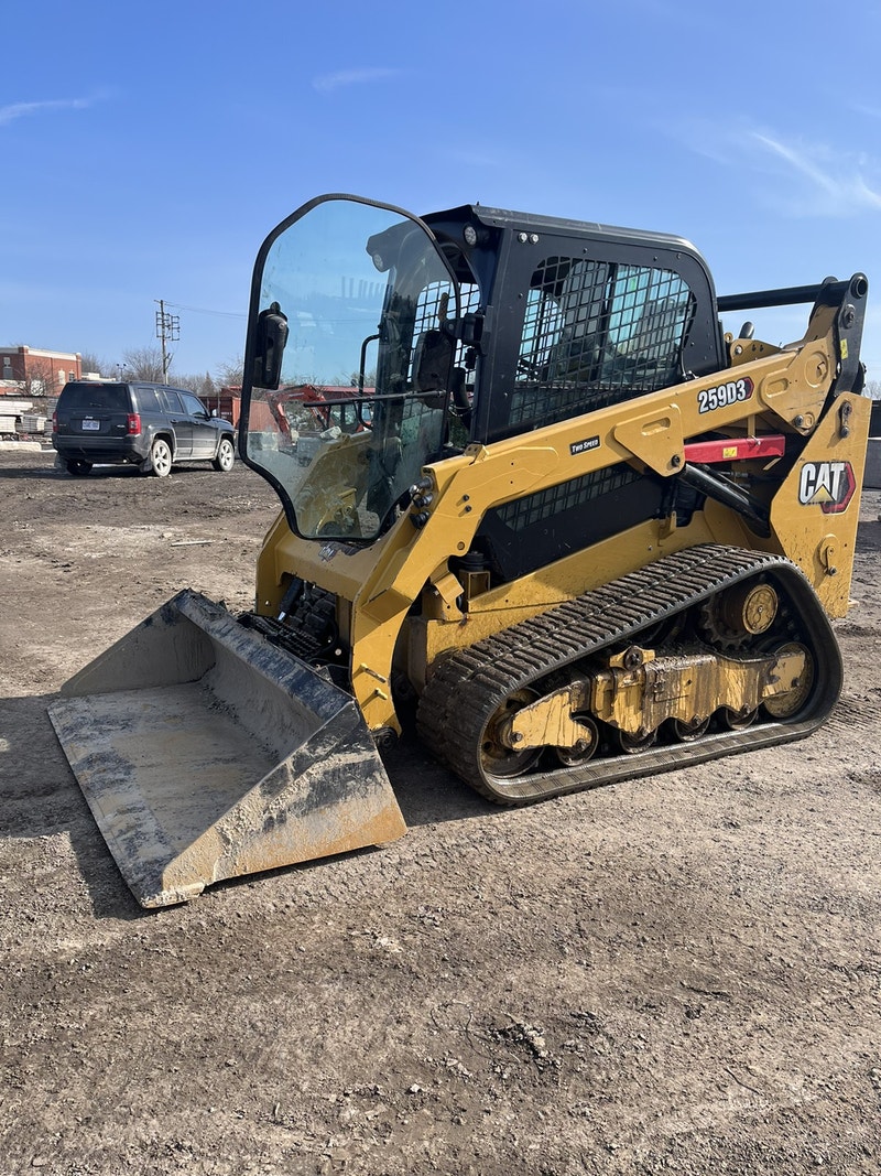 2020 259 d3 caterpillar skid steer Heavy Equipment Oshawa / Durham Region Kijiji