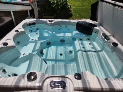 Very nice, fantastic hot tub. Works perfectly, not 1 thing wrong with it. Colored lighting, 3 filter...
