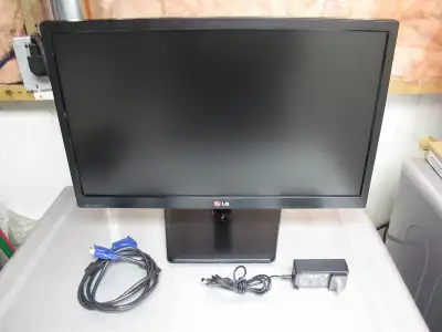 LG "22 LED LCD monitor, Exc. working cond, Warranty., View more
