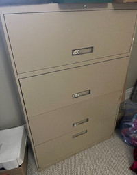 FILE CABINET - GREAT CONDITION