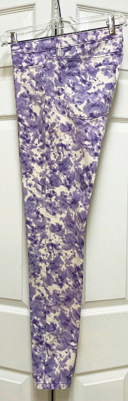 Super Soft Tie-Dye Style Jeans (2 colours, brand new) in Women's - Bottoms in Delta/Surrey/Langley - Image 3