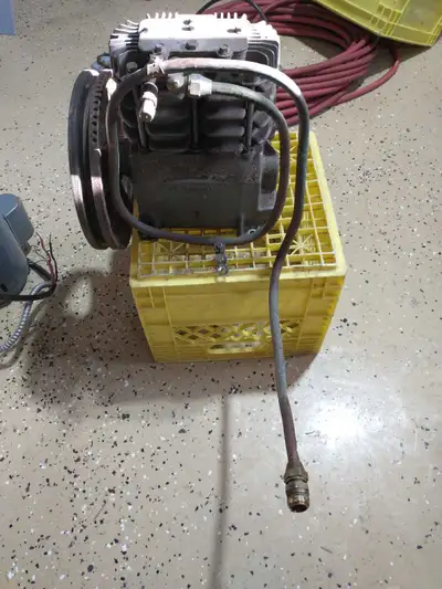 air compressor with 2 HP motor, View more