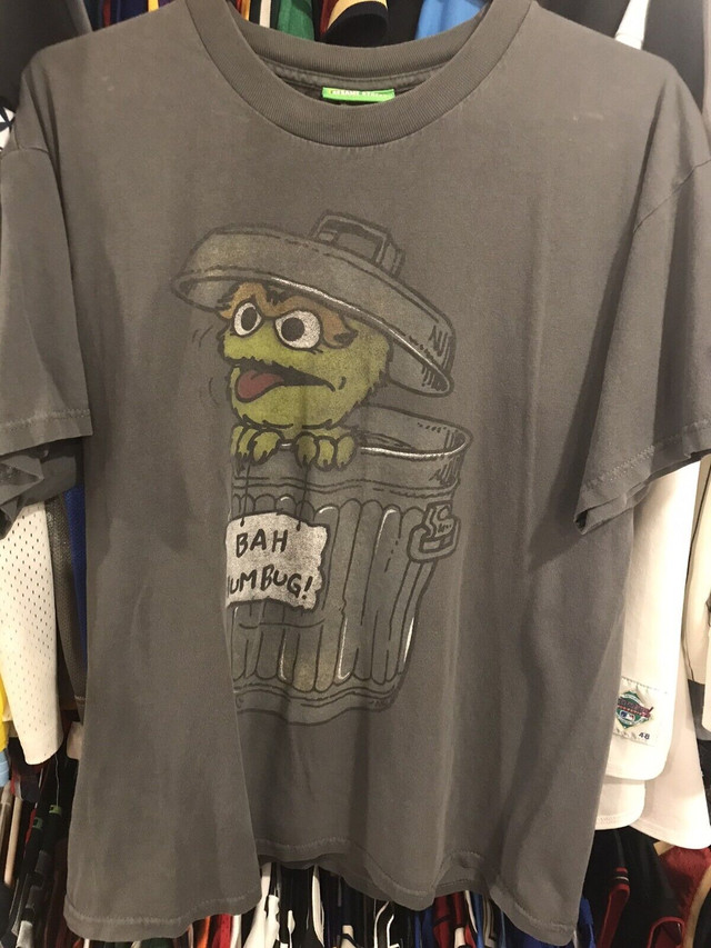 Vintage Sesame Street Oscar the Grouch T-Shirt in Arts & Collectibles in City of Toronto