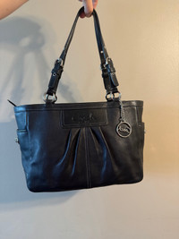 black leather coach tote 