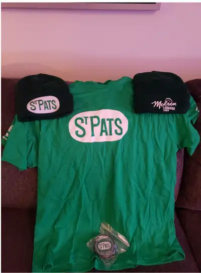 BRAND NEW TORONTO ST PATS SWAG FOR SALE! - EVERYTHING PICTURED ARE AVAILABLE IN CASES OR SOME ARE IN...