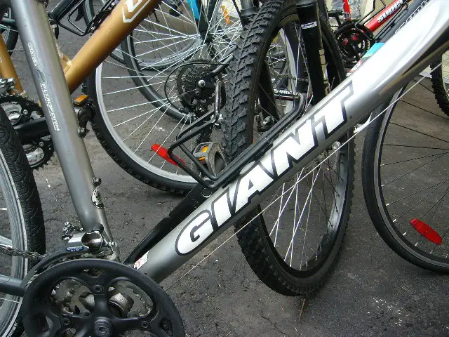 Grand choix de velos usages pour adultes et enfants. Comme neuf. in Other in Longueuil / South Shore - Image 3