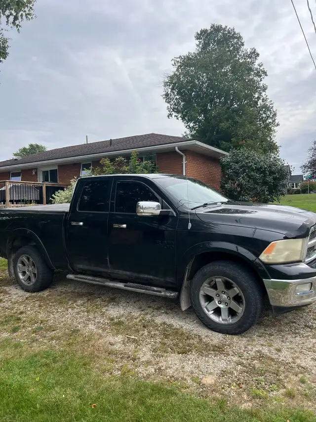 2011 Ram 1500 Laramie 4x4570156170022768641