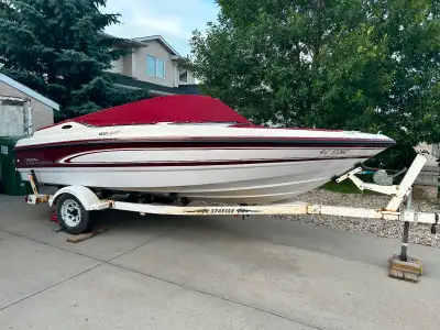 1996 Chaparral 1830 SS 18 feet 3” long 4.3 litre V6 MerCrusier Bimini top Swim deck Fitted snap on c...