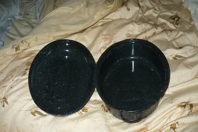 roasting pan in Kitchen & Dining Wares in Mississauga / Peel Region - Image 2