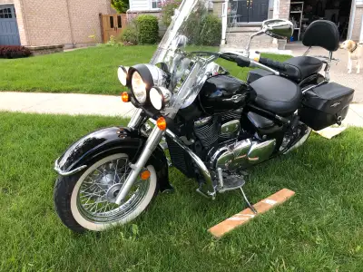 700 km since last safety. Comes with new battery and tender, jack, manual drivers back rest and newe...