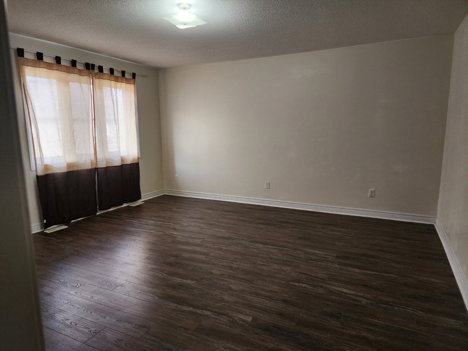 4 Bedroom Detached Home (Upper) for Lease in Brampton South 5