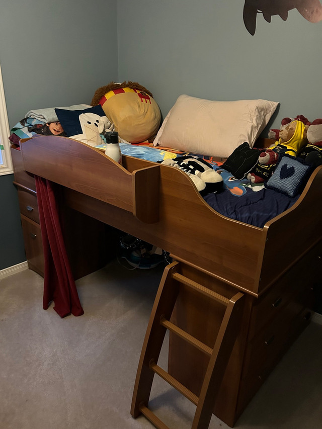 Kids Loft Bed in Beds & Mattresses in Ottawa