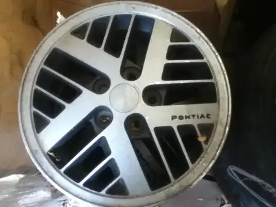 Very good condition 14x6 bolt pattern is 5x100mm will fit other models also car bra for sale.