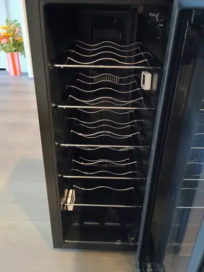 Koolatron Slim 12 bottle wine cooler. Superb condition., View more