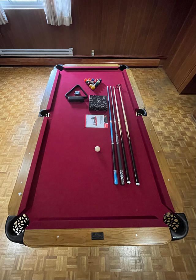 Barrington Arlington 8.3’ Pool Table dans Jouets et jeux  à Laval/Rive Nord - Image 3