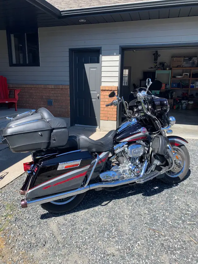 Beautiful Classic in Street, Cruisers & Choppers in Muskoka - Image 4