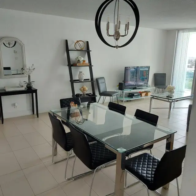 Lovely Condo on Beach - Hollywood in Florida in Canada - Image 4