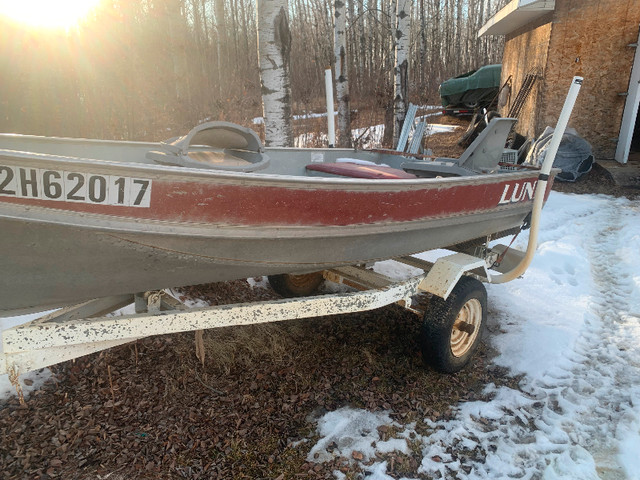 12 foot Lund in Powerboats & Motorboats in Edmonton - Image 4