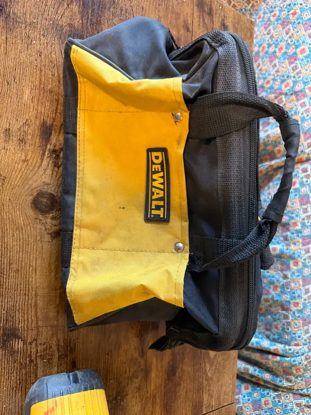 DeWalt Circular Saw in Power Tools in City of Toronto - Image 6