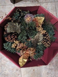 15" diameter Christmas wreath, season holiday