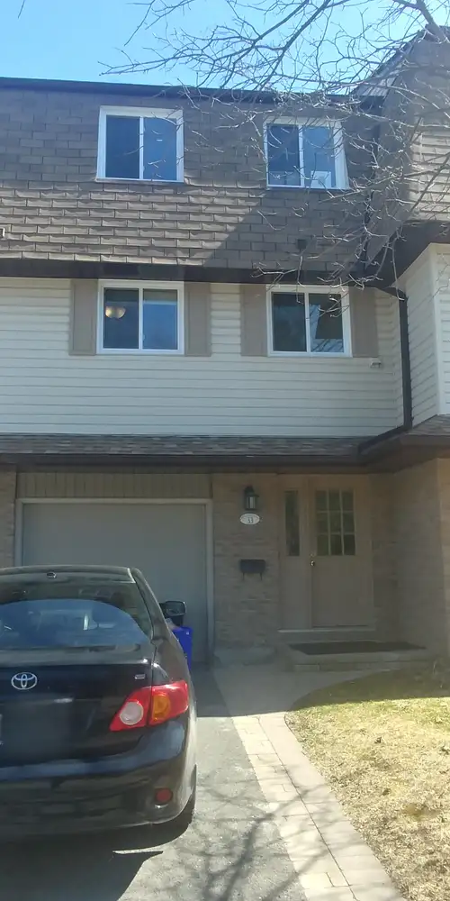 Trent students looking for a room across the road from school? One nicely renovated room with new fl...