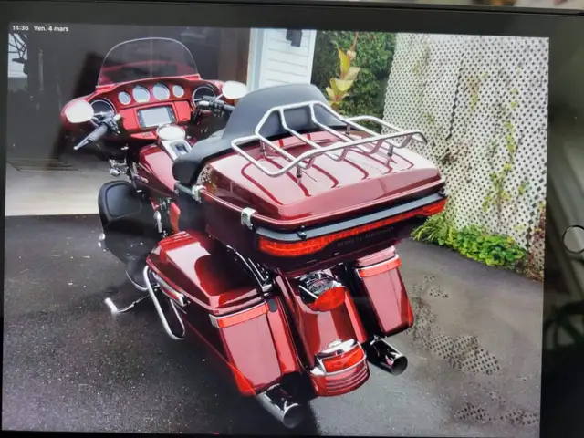 Harley Davidson Electra Glide Limited 2016 in Touring in Shawinigan - Image 5