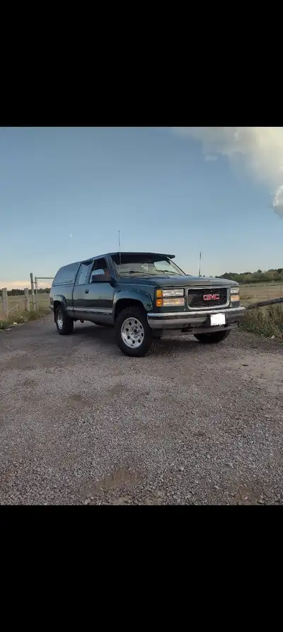 Up for sale is my '97 K1500 Z71 SLE. Mint condition interior. Power locks, windows and functioning f...