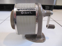 Classic Sanford Giant All Metal Screw Down Pencil Sharpener USA