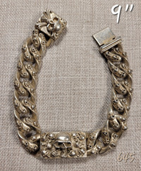 Chaîne de poignet crânes 9" Tibetan alloy skulls wrist chain