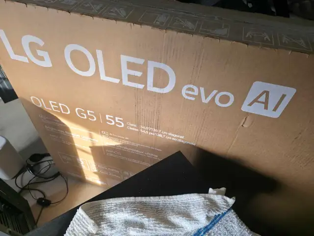 LG OLED G5 55 in TVs in City of Toronto - Image 2