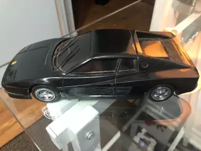 FERRARI TESTA-ROSSA 1988 - MODELE JOUET AVEC RADIO FM INTÉGRÉE - MODELE RÉDUIT DE COLLECTION - ÉCHEL...