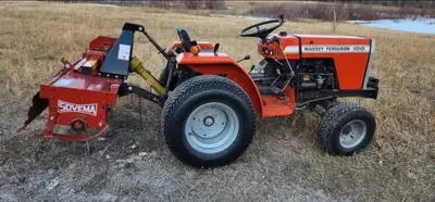 Massey ferguson 1010 has 826 hours with rear pto. Tractor had a recent oil change and comes with 3pt...