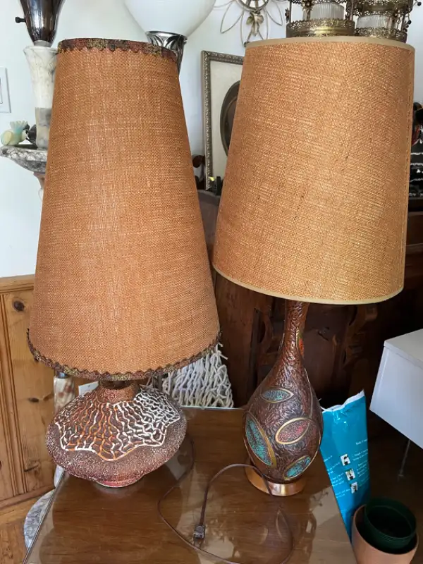Beautiful MCM Lamp 1970 lampe vintage in Indoor Lighting & Fans in City of Montréal - Image 5