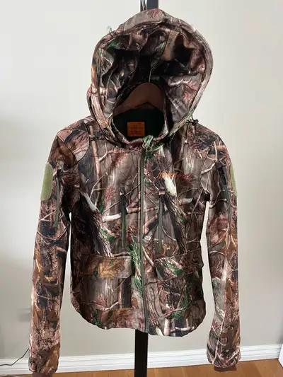 Women’s New View Jacket-size Medium , View more