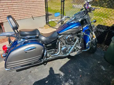 Nice blue and silver 2004 Kawi vulcan nomad with good chrome for sale. I just had it safetied in apr...