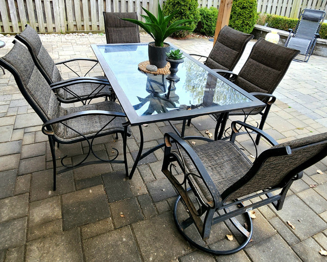 Outdoor Furniture 10 pc in Patio & Garden Furniture in Markham / York Region - Image 4