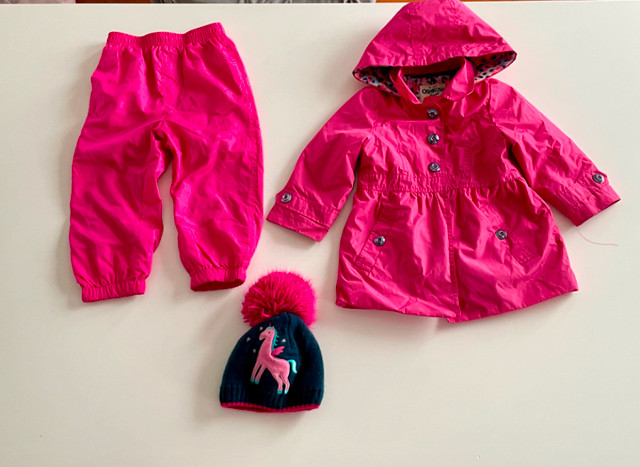 Toddler Girl 2T Spring Jacket, Splash Pants, & Hat in Clothing - 2T in Winnipeg