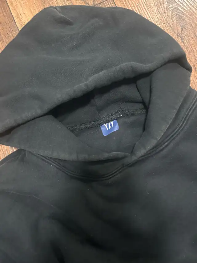 Yeezy Gap Hoodie in Men's in Barrie - Image 3