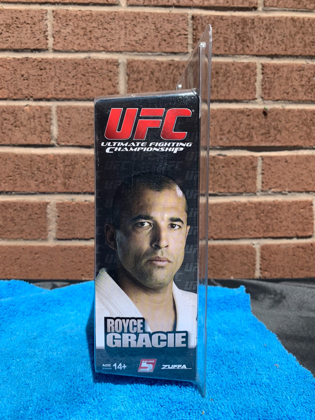Round 5 UFC Ultimate Collector Royce Gracie 6” Figure  in Arts & Collectibles in St. Catharines - Image 3