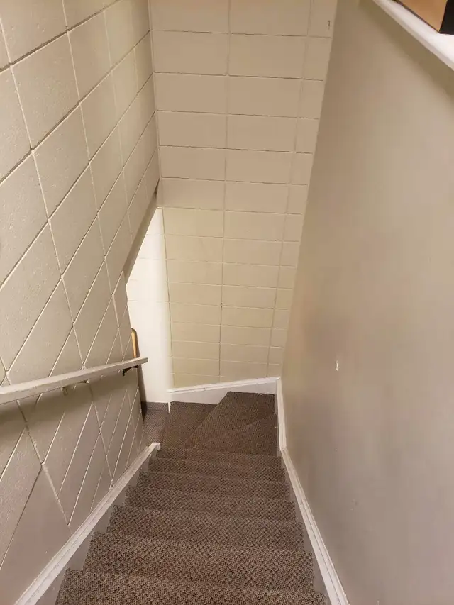 3 bedrooms available in 2-floor apartment63849108755971122